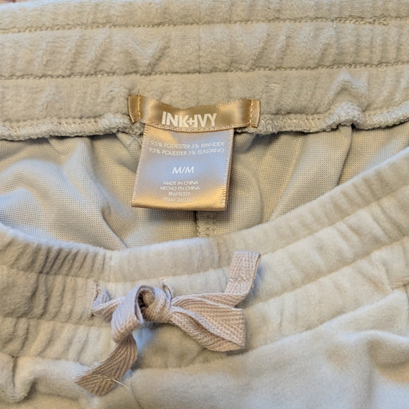 2 piece velour lounge set - Picture 8 of 14